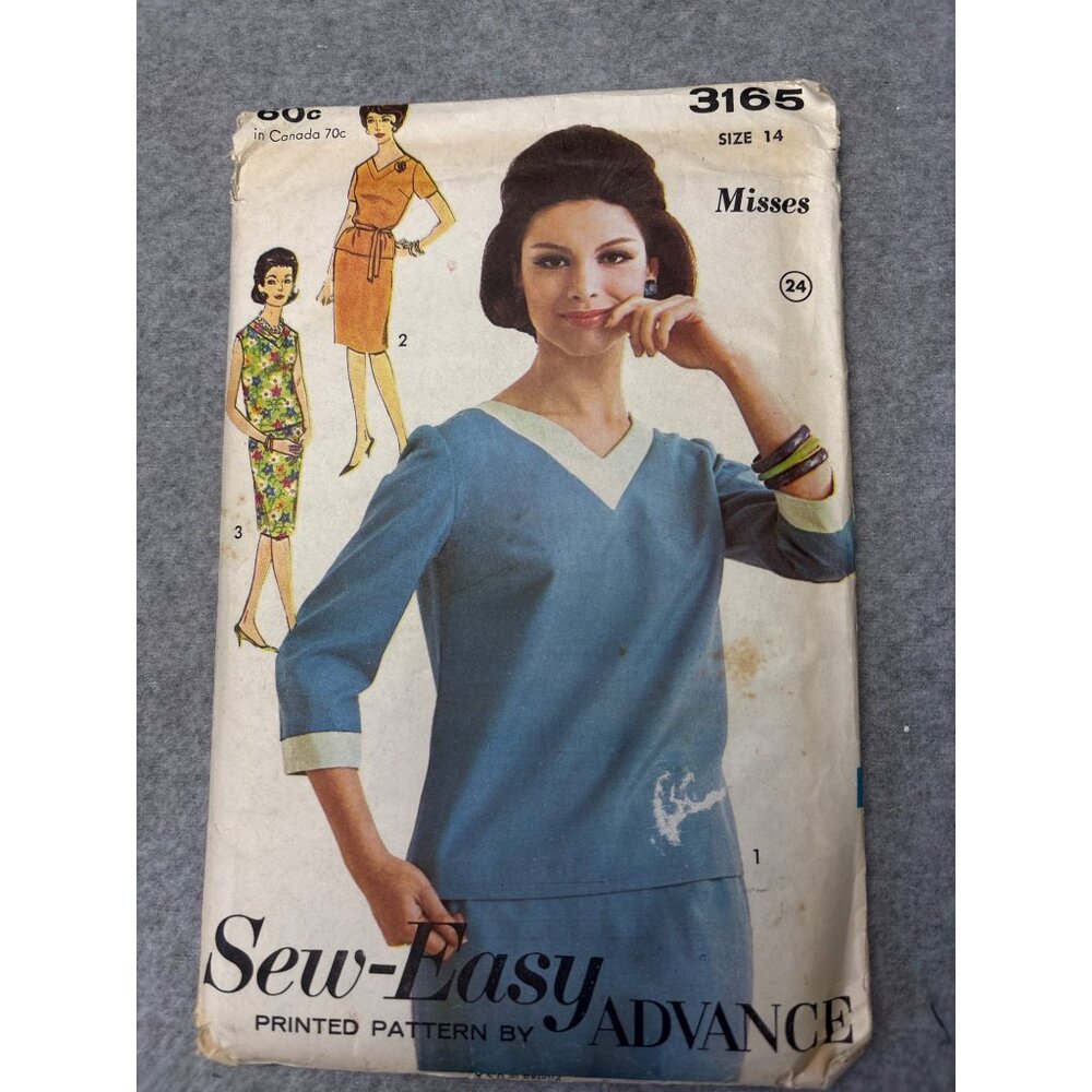 Vintage Advance Sewing Pattern 3165 Misses Size 14 Dress 1960s Mod Style Uncut